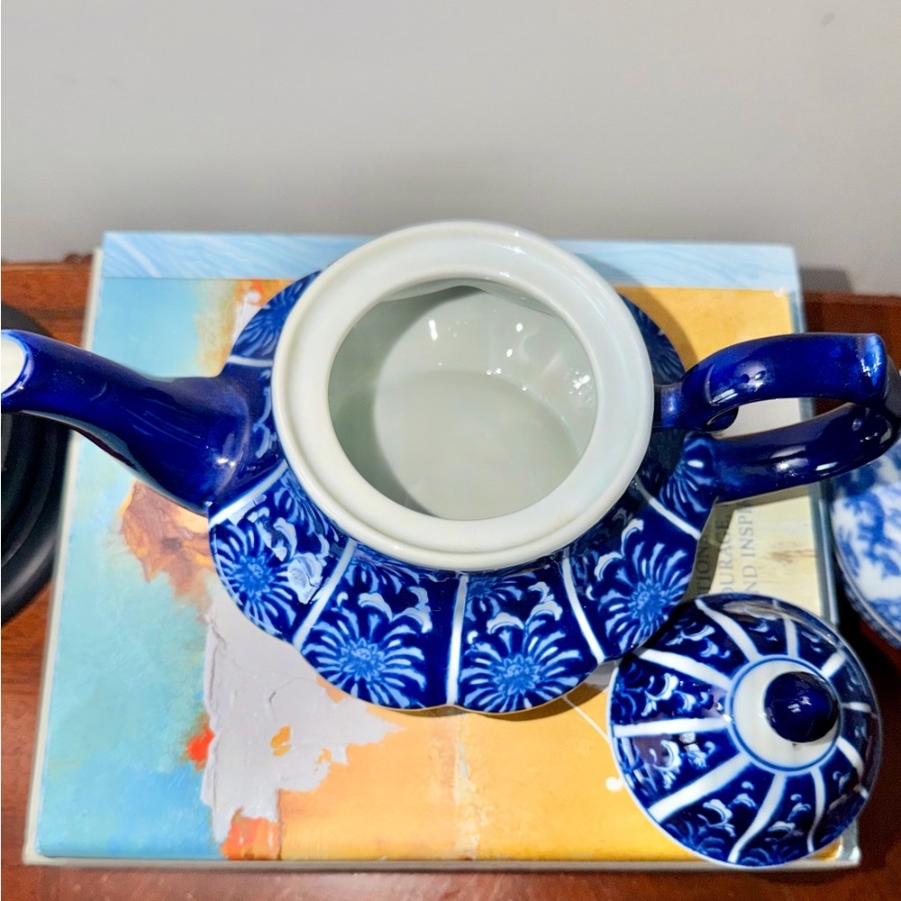 Vintage Bombay Cobalt Chinoiserie Blue and White Teapot | Coastal Vintage - Picture 3 of 6